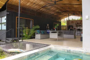Modern villa w/ A/C & kitchen 500m from the sea - Image 2