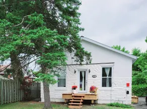 Entire house with Free Parking- 10 min to Montreal - Image 2