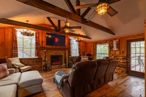 Lake Escape w/ Hot Tub + Guesthouse - Image 2