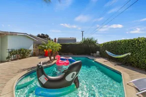 Pool House Near Disney | Pool/Ping Pong & Bouncer - Image 2