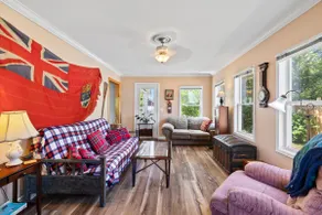 3Bed Cottage 4 blocks from Beach - Image 4