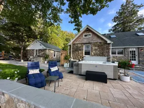Secret Seaside Stone Cottage - Image 5