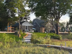 Secret Seaside Stone Cottage - Image 3
