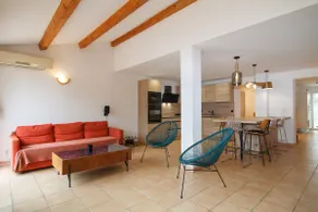 Large luxury villa with heated pool near the beach - Image 5