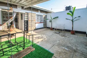 Victoria Haus - Courtyard next L.Nakuru Park Gate - Image 4