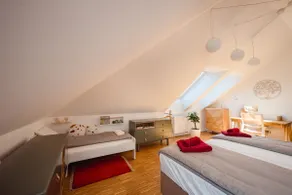 TAMLiving Graz Center 2 Schlafzimmer Comfort Air conditioning WIFI XBOX - Image 3