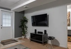 Exclusive Basement Apartment | Patio | Garden | - Image 2