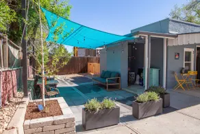Oasis apartment near downtown. Bikes included! - Image 5