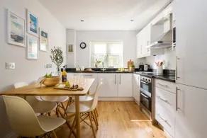Home by the beach in Widemouth Bay - Image 4