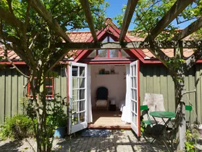 Idyllic garden house at Mols Bjerge - Image 3