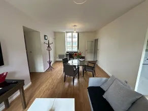 2 bedroom ground floor apartment - Image 2