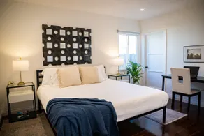 3BR | King Bed | Near LAX, SoFi, ID, Kia & Beaches - Image 2