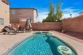Modern Vegas Sanctuary : Pool and Workspace - Image 3