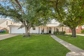Garden Retreat / King Bed / Large Yard - Image 5
