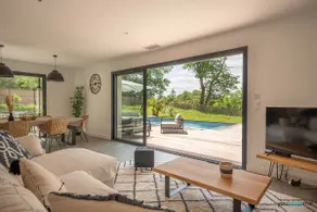 New villa • Heated pool • AC • Vineyard views - Image 3