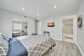 J 3Rooms 4Beds Modern House - Image 5