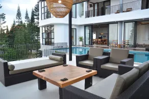 Sunset City View Villa 5 Bedrooms With a Private Heated Swimming Pool - Image 2