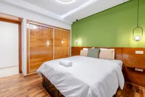 Condo in the city center + swimming pool - Image 4
