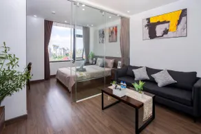 1 Bedroom • Westlake • Natural Light • Bathtub - Image 2