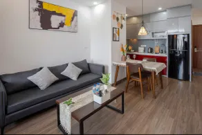 1 Bedroom • Westlake • Natural Light • Bathtub - Image 4