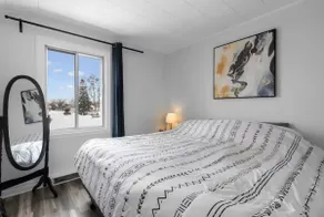 Cozy 2BR in VieuxLongueuil +parking 14min Downtown - Image 5
