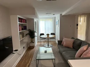 Your home base in Dupont and the West End - Image 2