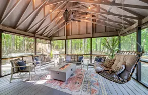Modern Cabin w Hot Tub, Wifi & Huge Deck! - Image 4