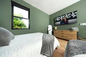 Luxe Home w/ Heated Pool, Hot Tub, Kitchen, Games - Image 4