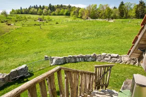 Cottage on the rocks with hot tub and sauna - Image 2