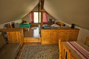 Cottage on the rocks with hot tub and sauna - Image 3