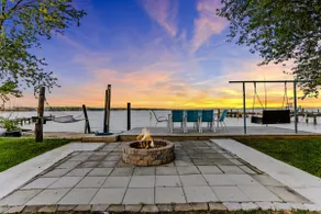 Waterfront Home with Private Beach, Stunning Views - Image 3