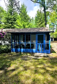 3 Modern-Rustic Cottages, Rec Space w/ Lake Access - Image 2