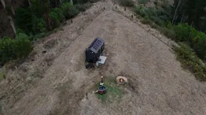 Secluded Designer Off Grid Cabin Hot Tub - Image 3
