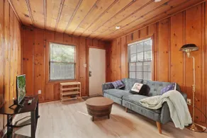 Home in Lodi - Image 3