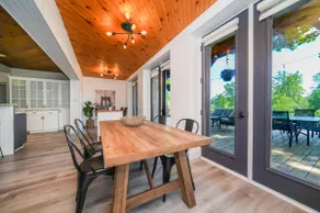 Riverfront Oasis Grand Bend 3BR 2.5BA - Image 5