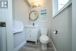 Riverfront Oasis Grand Bend 3BR 2.5BA - Image 2