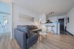 Alexandra 513 - Image 3
