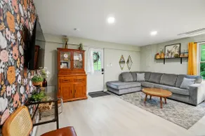Carriage House Retreat 1 - Image 5