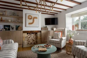 Stow on the Wold Scandi Chic Authentic Cottage - Image 4