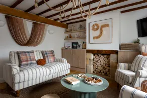 Stow on the Wold Scandi Chic Authentic Cottage - Image 2