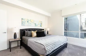 Hollywood Penthouse Free Parking, Pool, Gym - Image 5