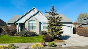 Peaceful Spacious Single Level Home - Image 1