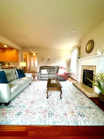 Peaceful Spacious Single Level Home - Image 2