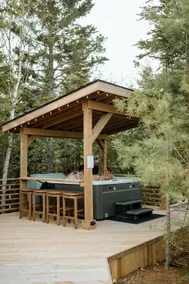 Riverfront Cottage +Priv. Hot Tub/25 min to Sydney - Image 2