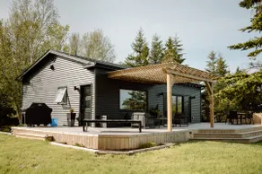 Riverfront Cottage +Priv. Hot Tub/25 min to Sydney - Image 5