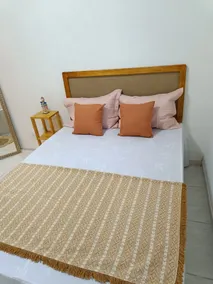 Furnished house, with a pool and cozy - Image 2