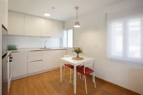 Apartment with beautiful views and garage - Image 3