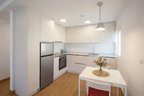 Apartment with beautiful views and garage - Image 4