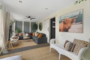 *A skip, hop and jump to Bowral town!* - Image 3
