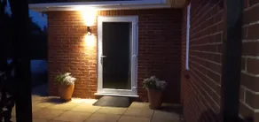 Conifers: Annexe with own entrance and patio - Image 5